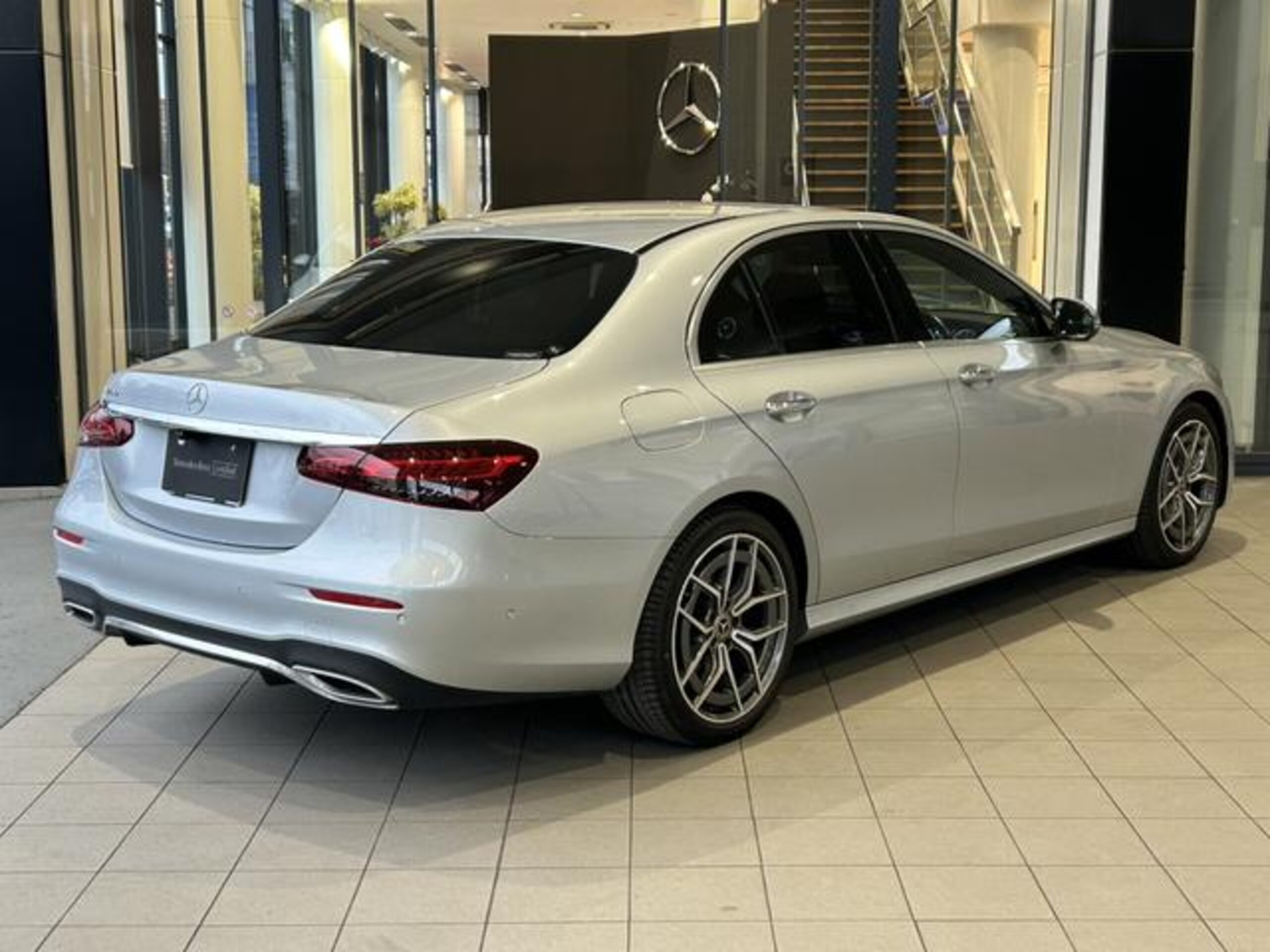 2021 Mercedes E Class — photo 3