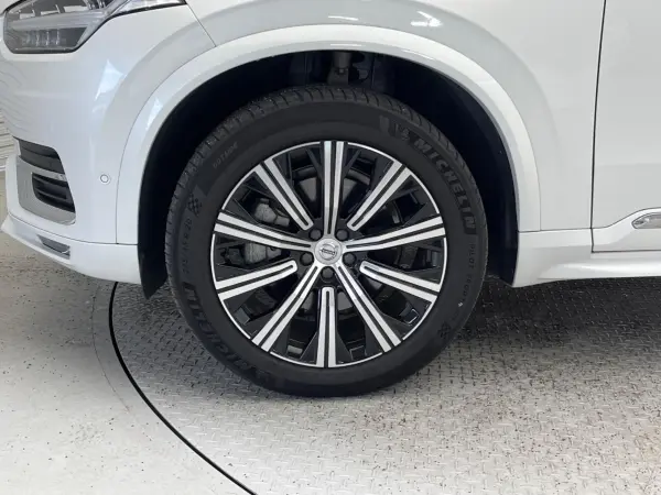 Volvo XC90 Ultimate B6 AWD 4WD Certified Used Car Sunroof Google Model White Leather Seats Harman/Kardon 360° Camera (Crystal White Premium Metallic) — photo 9
