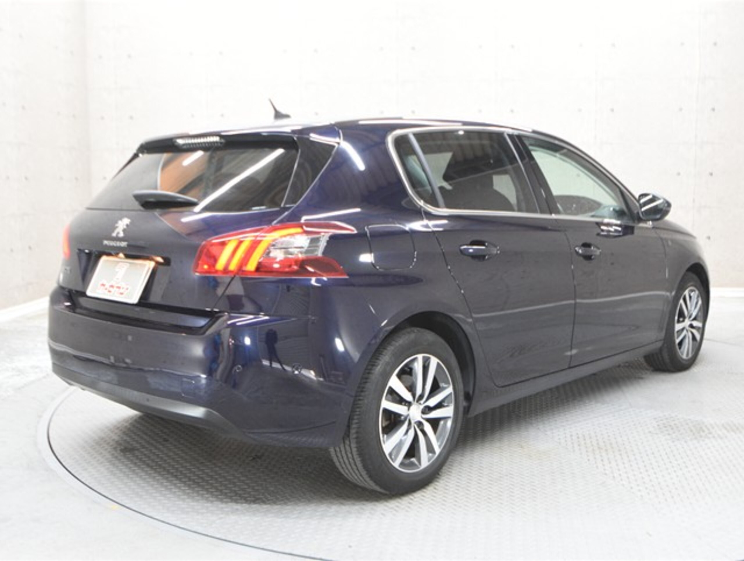 2020 Peugeot 308 — photo 2