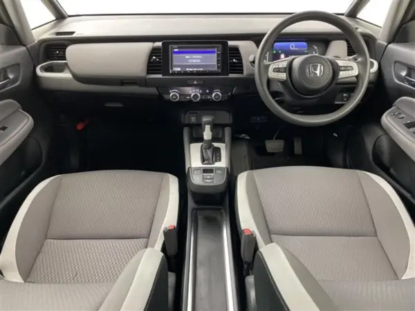 2021 Honda Fit — photo 2