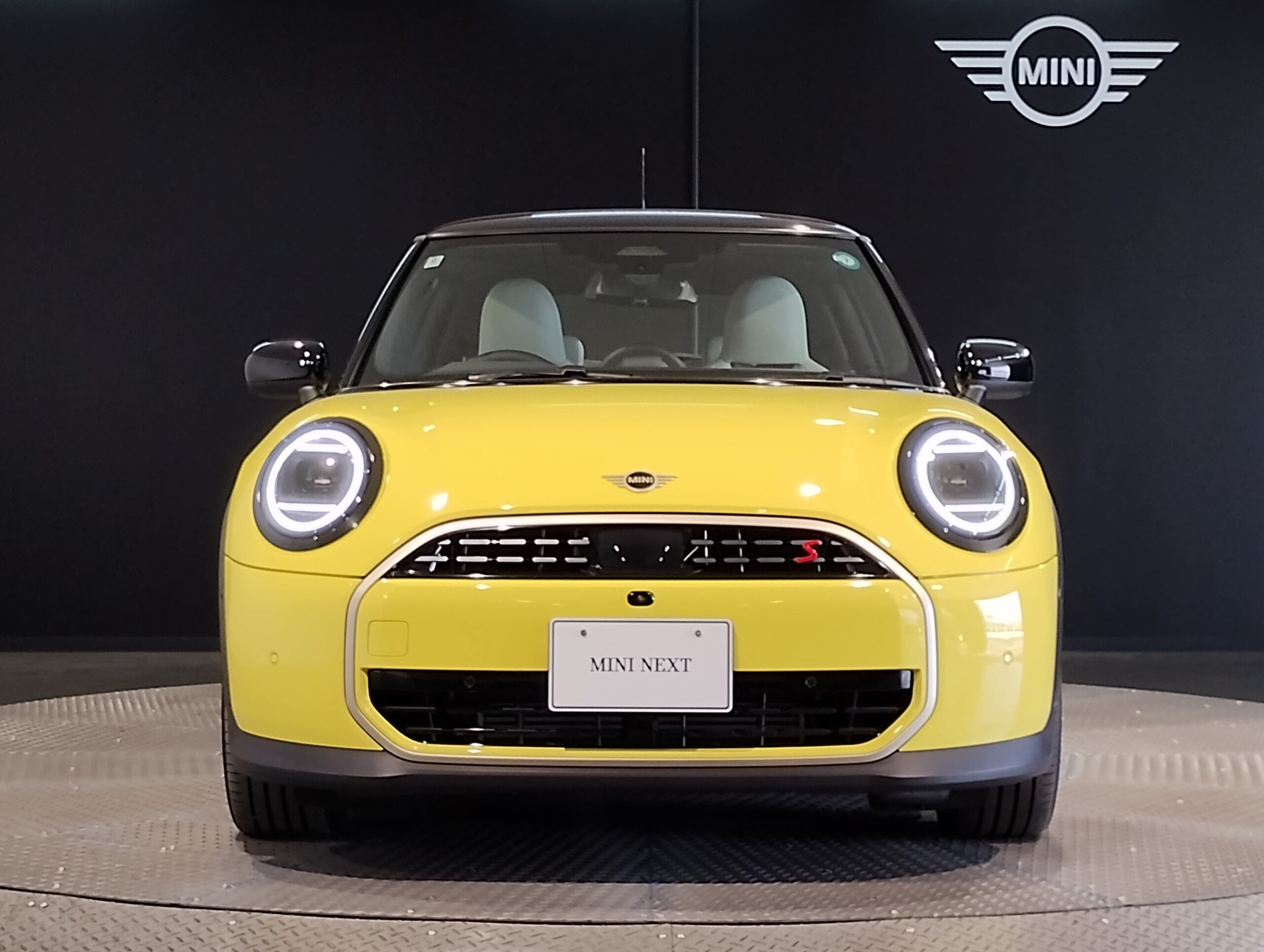 2024 Mini Cooper — photo 2