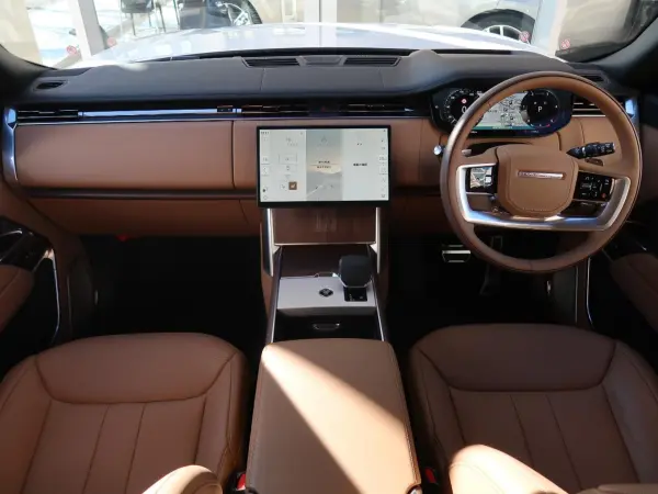 2025 Landrover Rangerover — photo 2