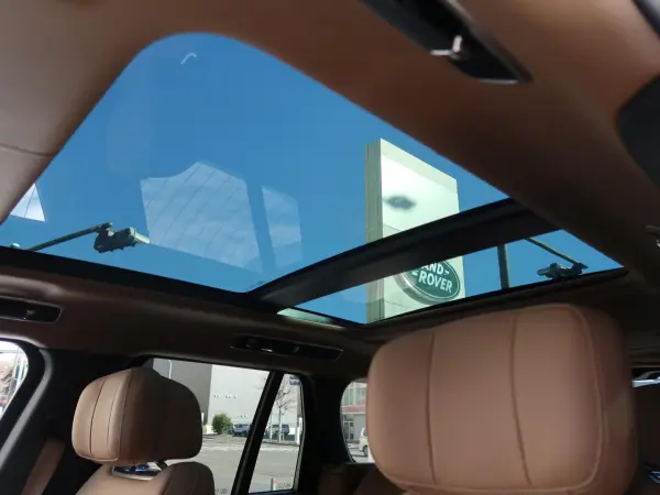 2025 Landrover Rangerover — photo 3