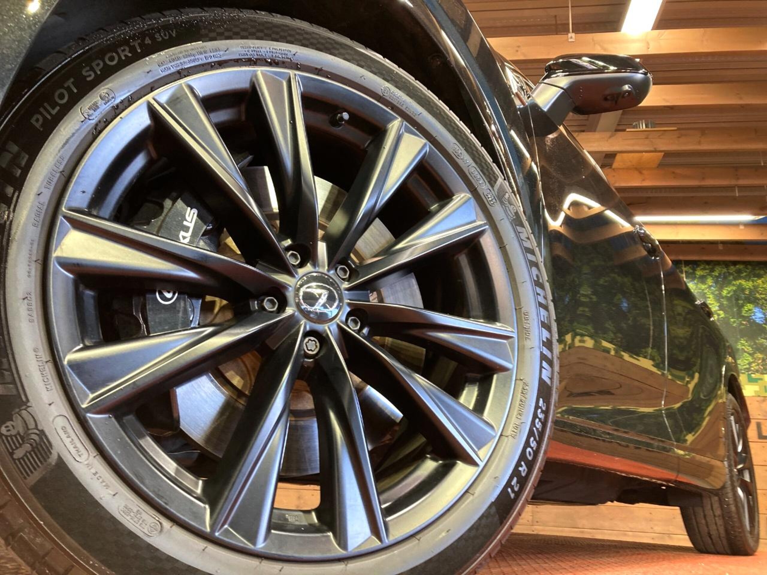 Lexus RX 500h F Sport Performance 4WD — photo 9