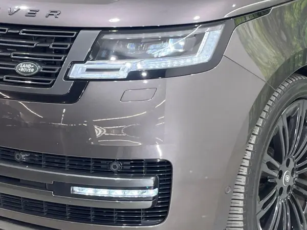 Land Rover Range Rover Autobiography 3.0L D300 Standard Wheelbase Diesel Turbo 4WD Certified Used Car One Owner Seat Heater & Cooler & Massage Genuine 23-inch Alloy Wheels Wood & Leather Combination Steering Wheel ClearSight Interior Rear View Mirror (Charente Grey (Premium Metallic)) — photo 9