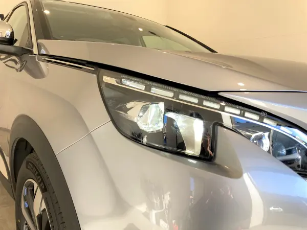 Peugeot 3008 Cross City BlueHDi Diesel Turbo Panorama Sunroof Half Leather Seat Power Seat Seat Heater Display Audio Back Camera ETC Left Side Camera Wireless Charging Front/Rear Dashcam Power Back Door LED Headlamp (Artens Gray) — photo 9