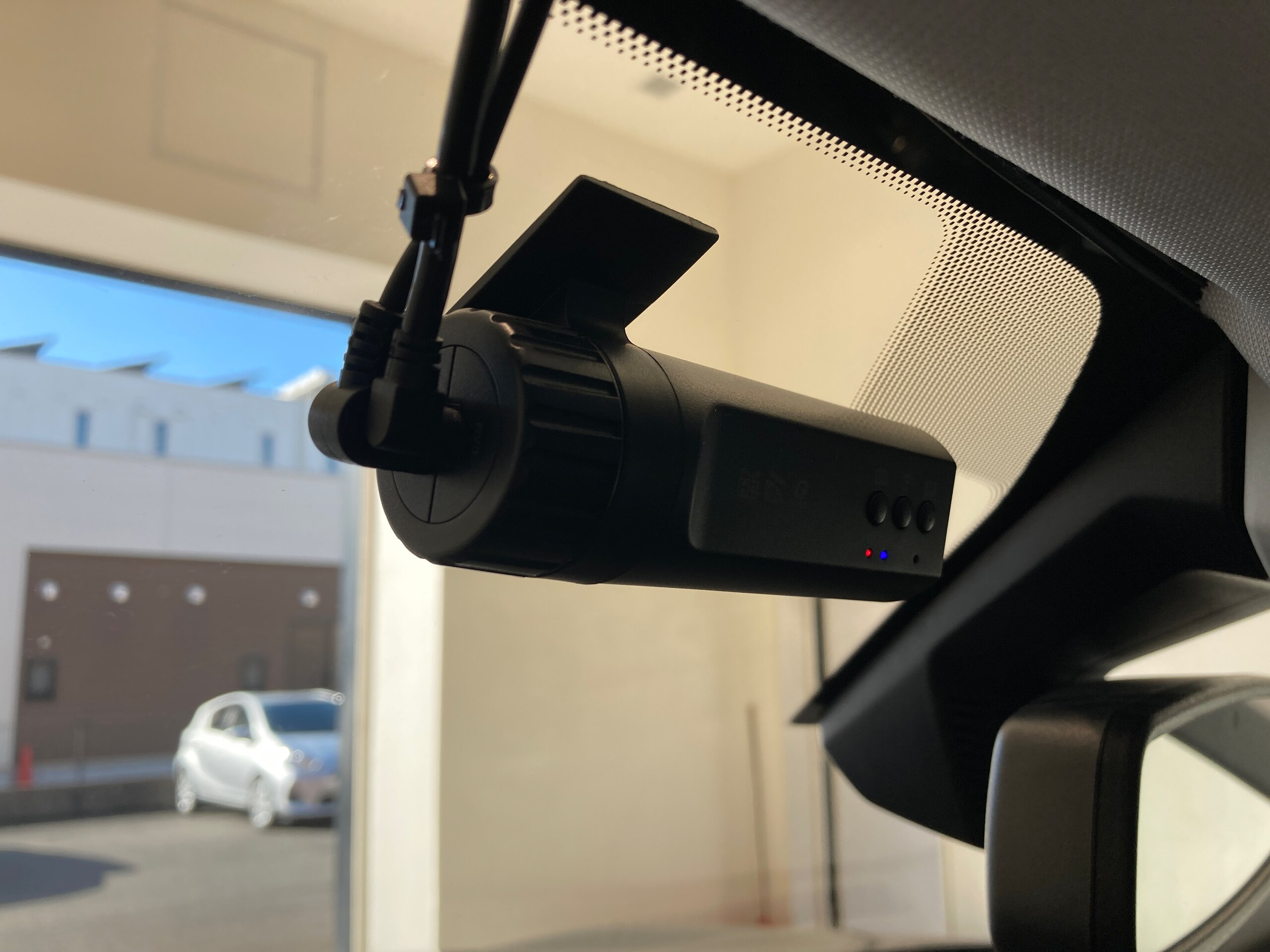 Peugeot 3008 Cross City BlueHDi Diesel Turbo — photo 8