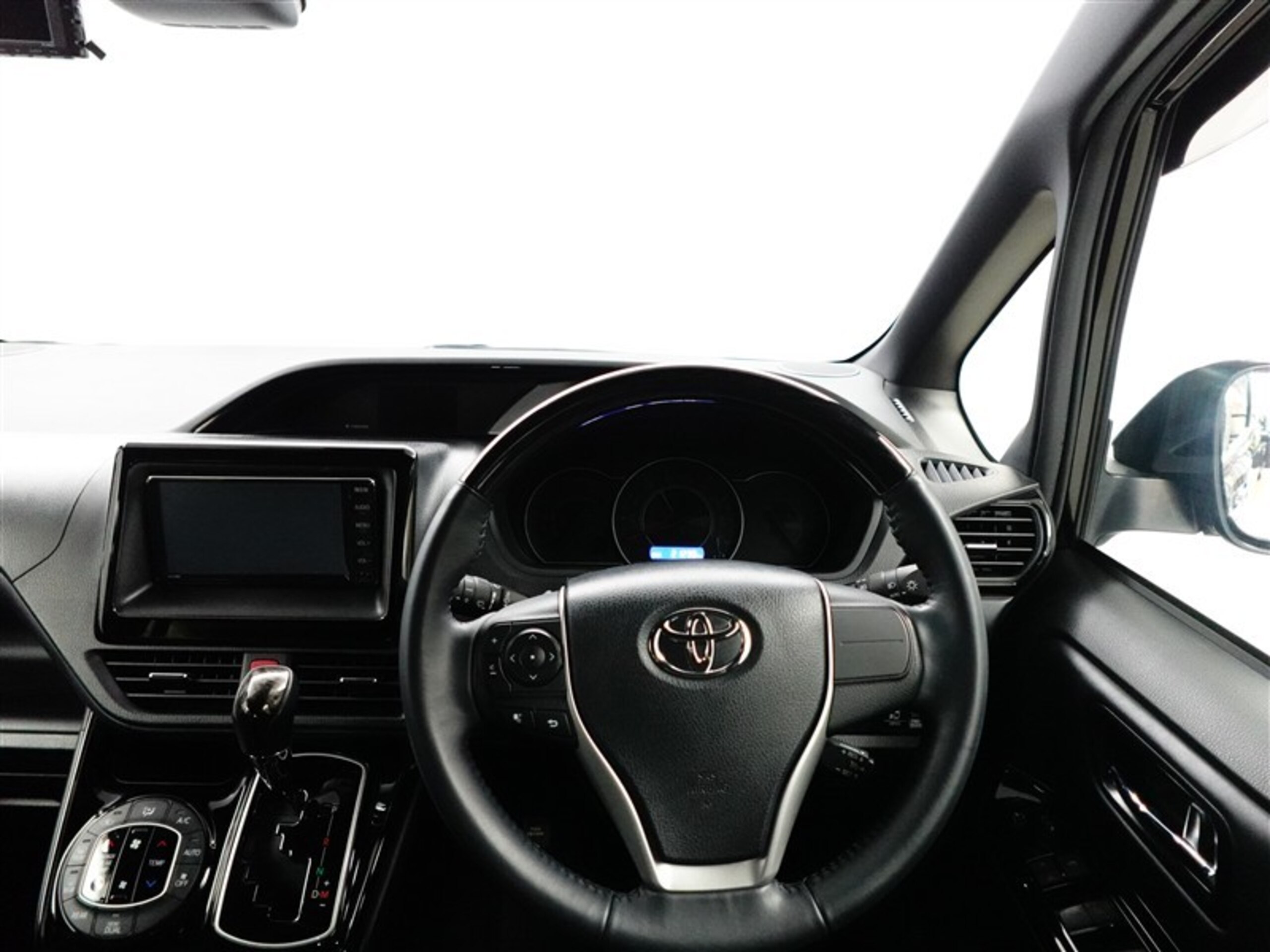 Toyota Noah 2.0 Si WxBIII — photo 8