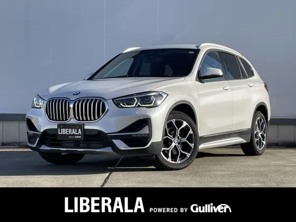 BMW X1 sDrive 18i xLine DCT Comfort Package Electric Rear Gate Backup Camera LED Headlights Collision Mitigation ACC Smart Key ETC Active Cruise Control P-Seat Parking Assist Bluetooth Genuine Navi Intelligent Safety (Mineral White Metallic)