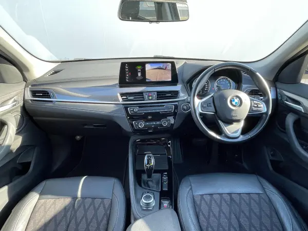 2020 Bmw X1 — photo 2