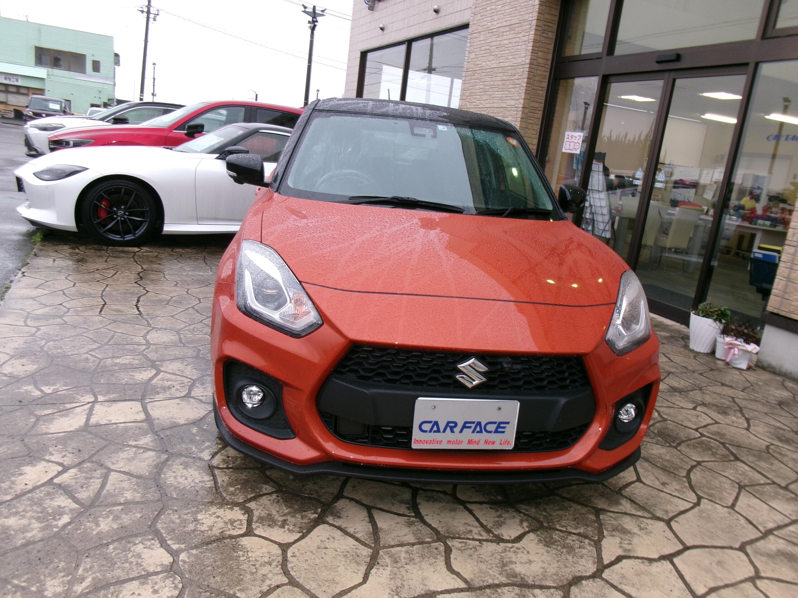 Suzuki Swift Sport 1.4 with 360-Degree Monitor and Seat Heaters (Flame Orange PM Black Two-Tone Roof) — photo 8