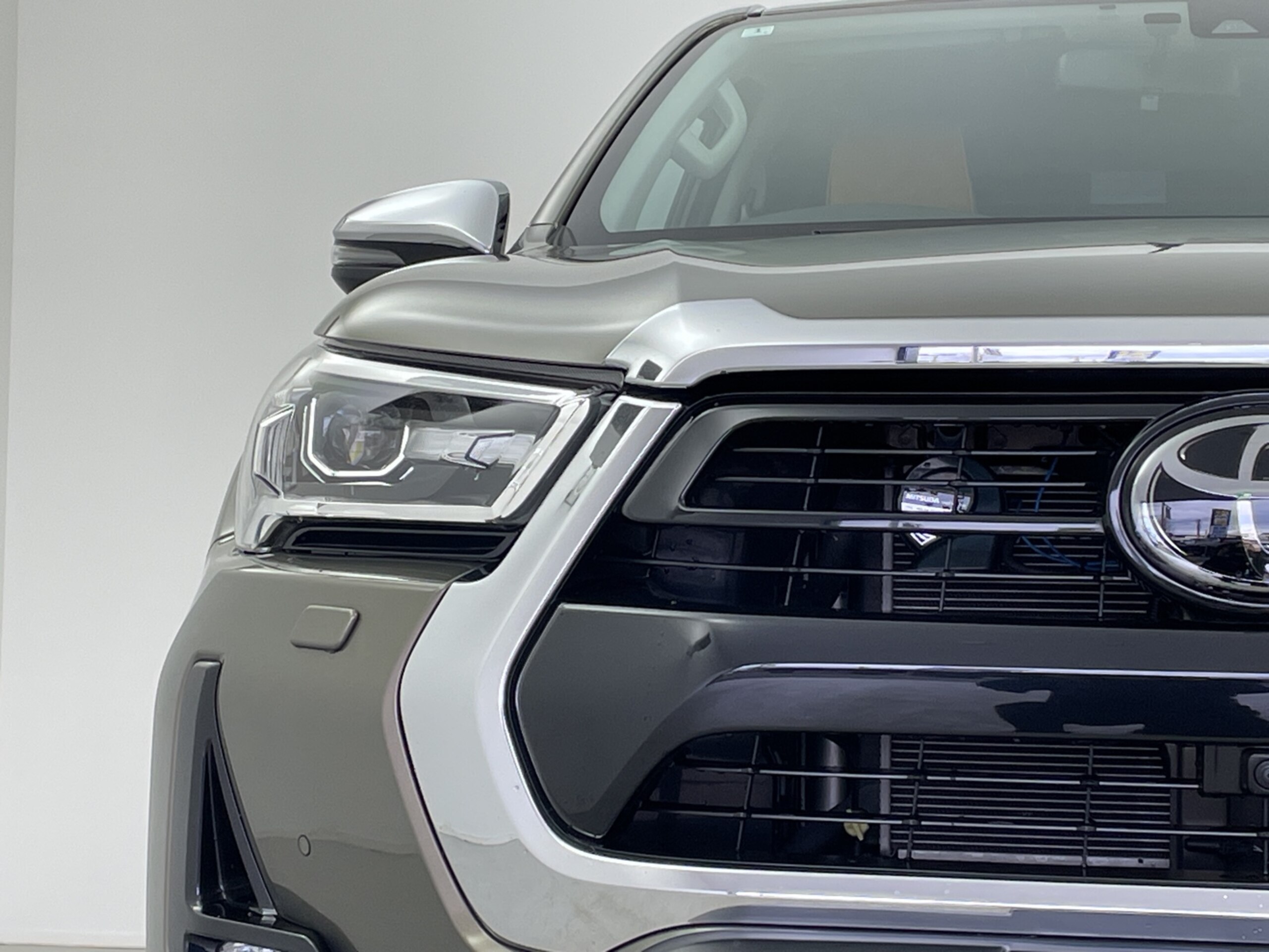 Toyota Hilux 2.4 Z Diesel Turbo 4WD — photo 9