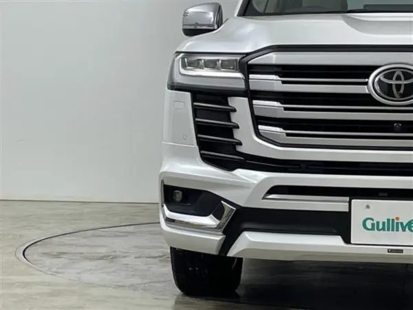 Toyota Land Cruiser 300 3.5 ZX 4WD JBL Rear Entertainment Cool Box Electric Diff HUD — photo 8