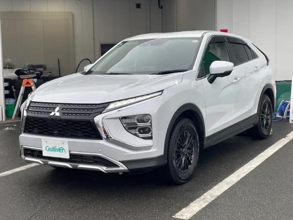 Mitsubishi Eclipse Cross 1.5 G 4WD Genuine Navigation BT Full-Seg All-Around Camera ETC Seat Heater Steering Heater Paddle Shift Power Rear Gate Radar Cruise Control Corner Sensor LED Headlights (White) — photo 9