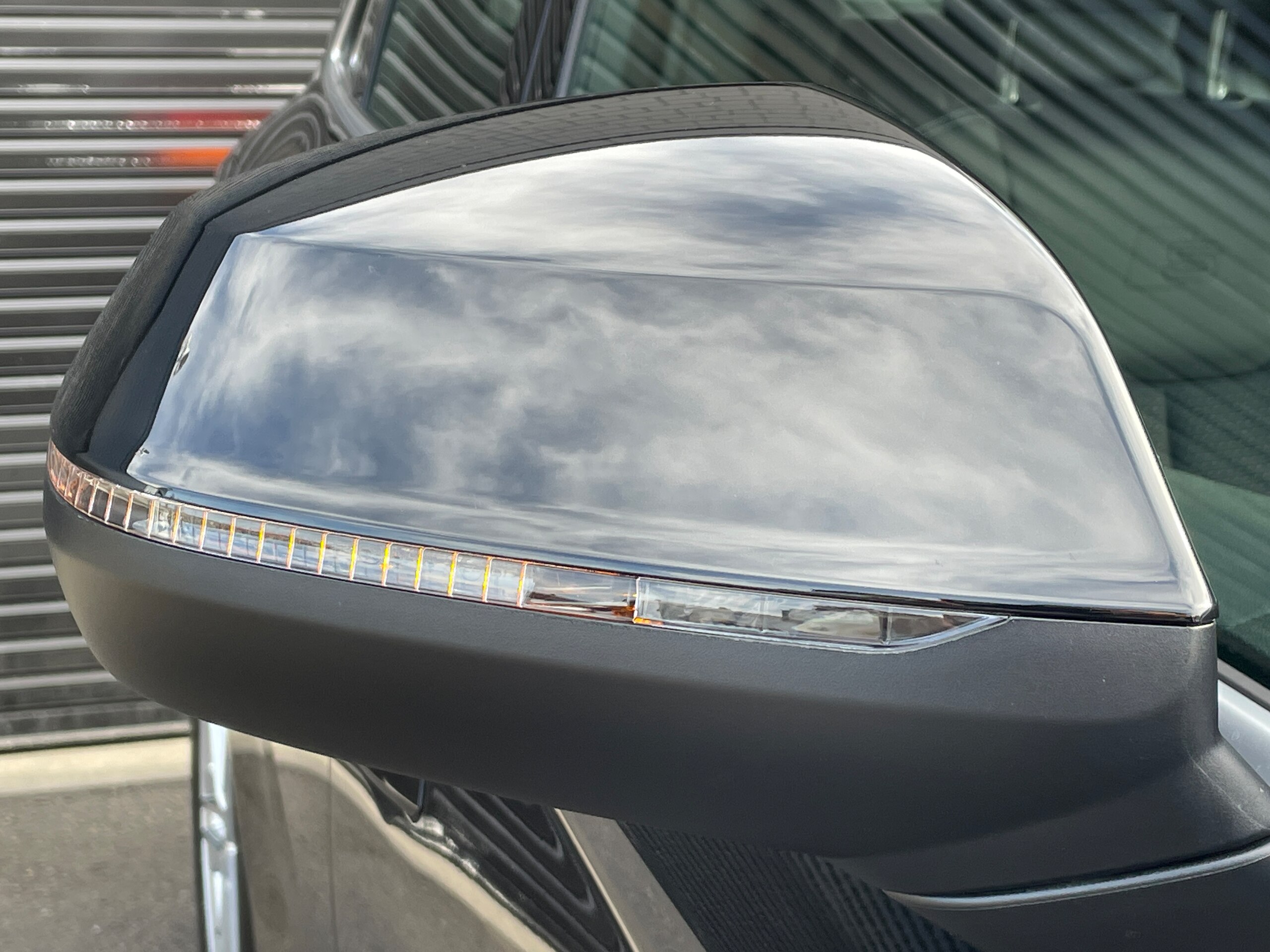 Audi Q5 40 TDI Quattro S Line Diesel Turbo 4WD S line plus Package Comfort Package Half Leather Seat Memory Power Seat Genuine Navigation ACC ESC LKA Downhill Assist Control Power Rear Gate 360° Camera (Black) — photo 8