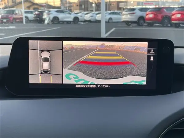 2024 Mazda 3 Fastback — photo 3