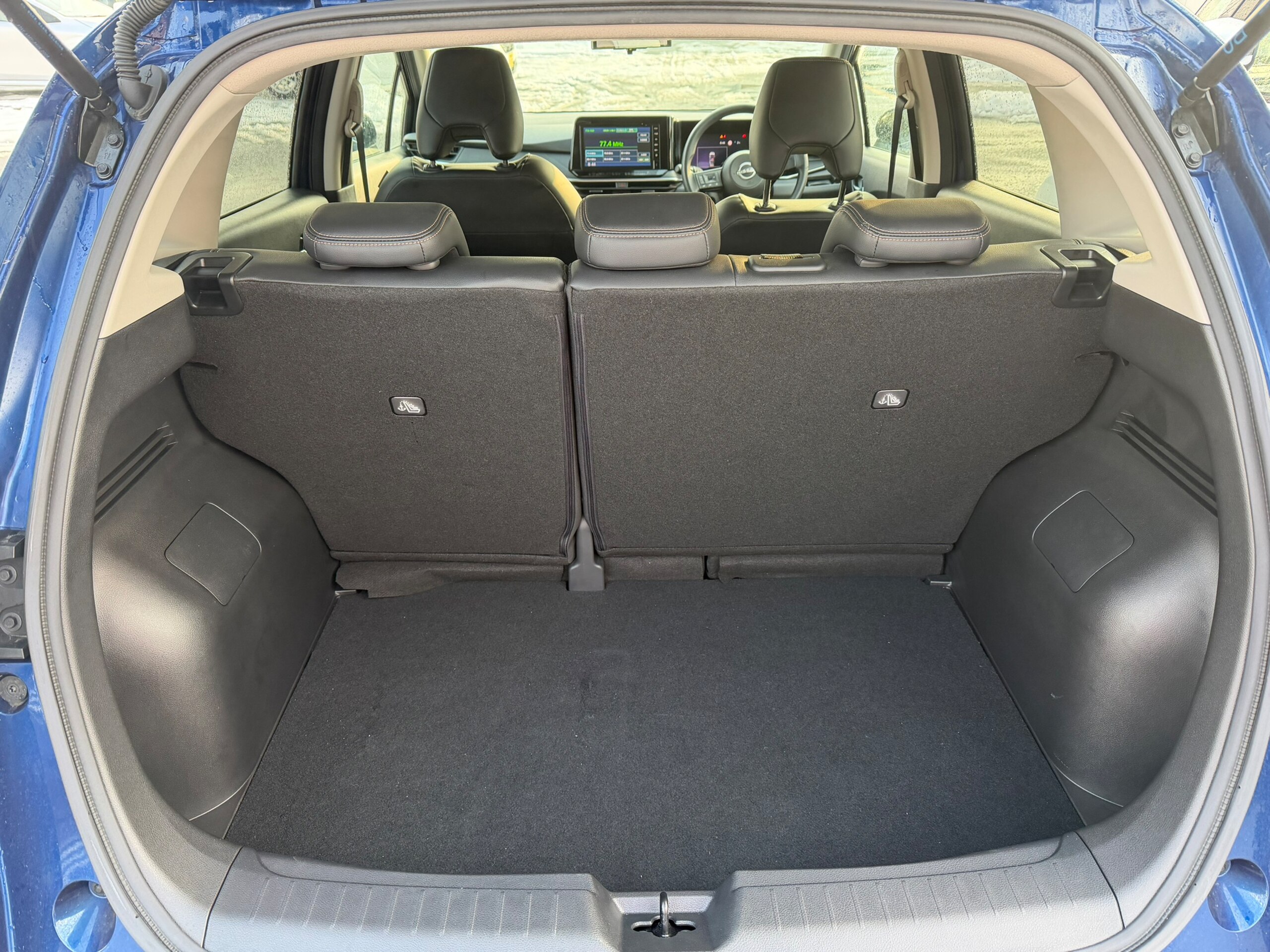 Nissan Note 1.2 X 90th Anniversary Edition — photo 9