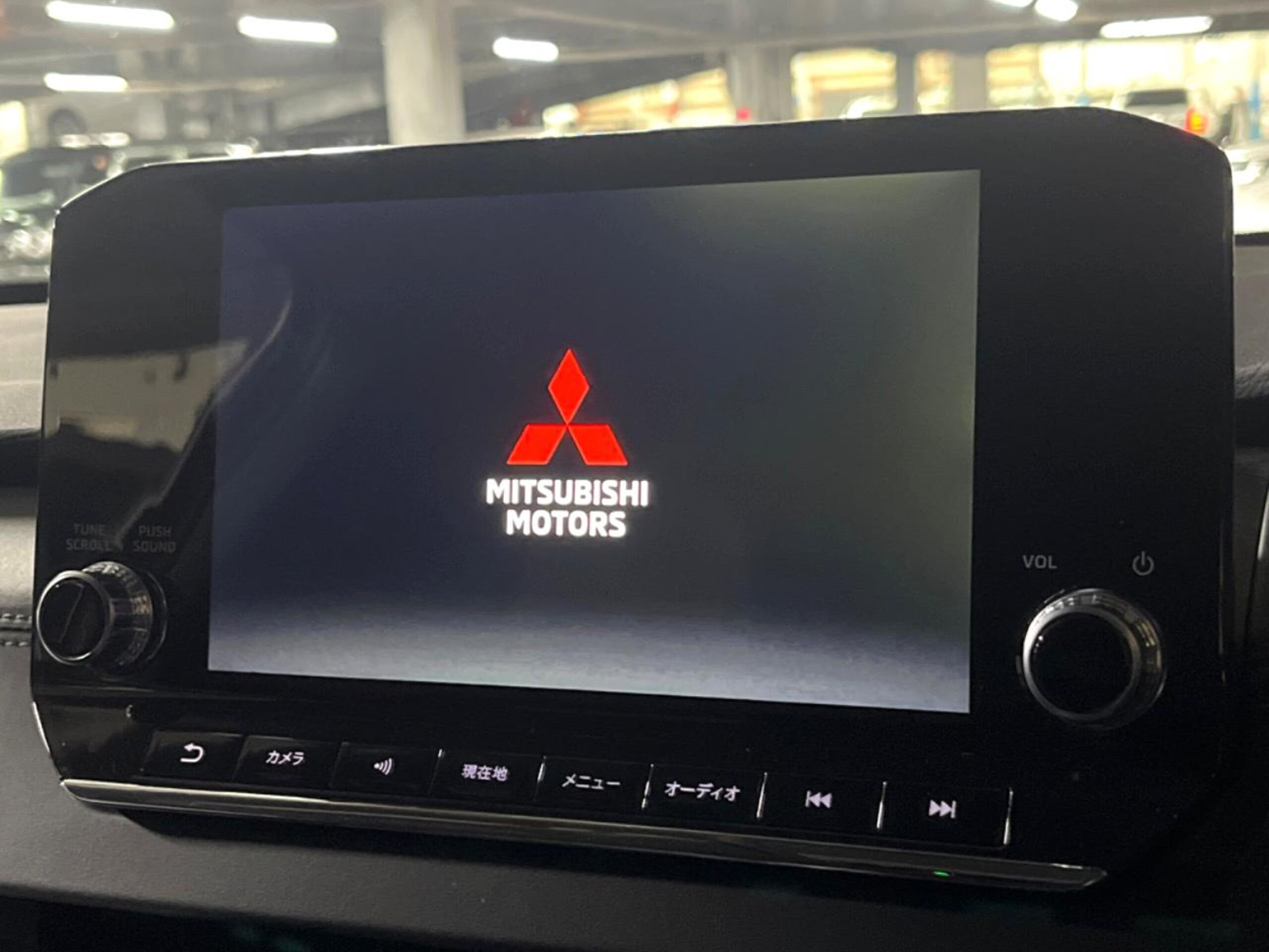 2024 Mitsubishi Outlander — photo 3