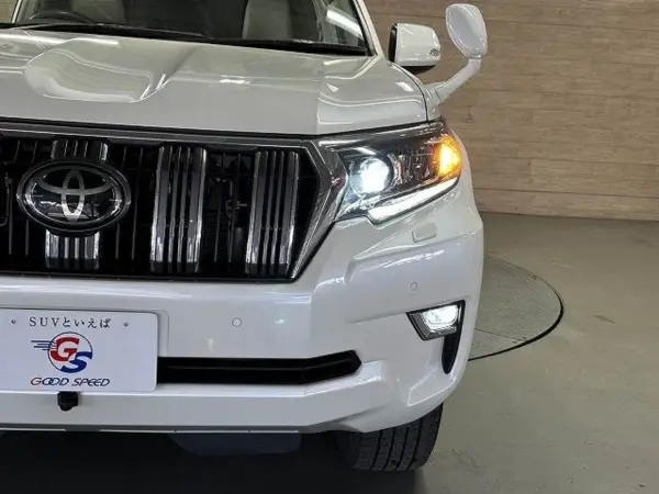 Toyota Land Cruiser Prado 2.8 TX L Package Diesel Turbo 4WD — photo 8