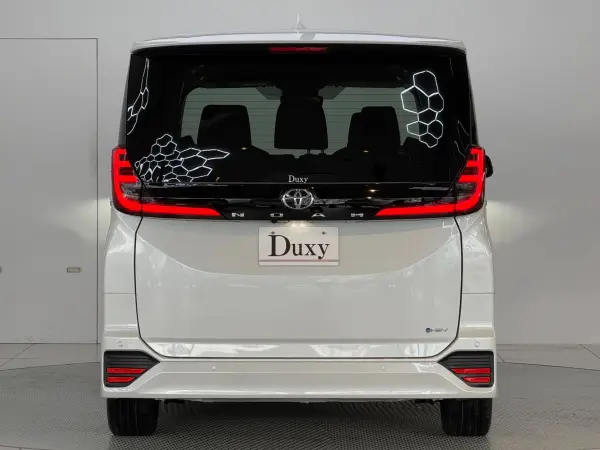 2025 Toyota Noah — photo 3