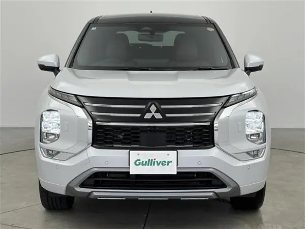 Mitsubishi Outlander PHEV 2.4 P Executive Package 4WD — photo 8
