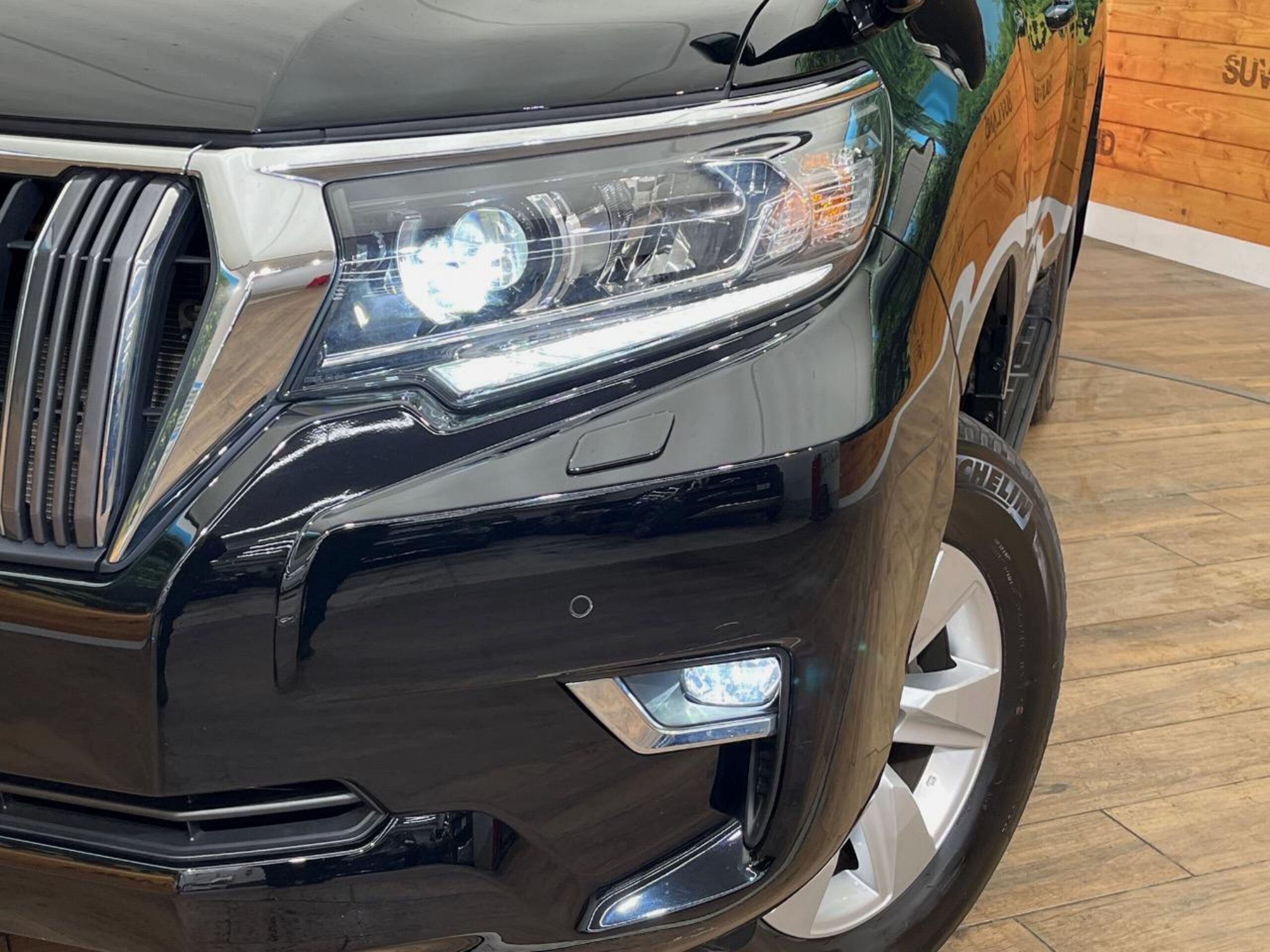 Toyota Land Cruiser Prado 2.8 TX L Package Diesel Turbo 4WD — photo 8