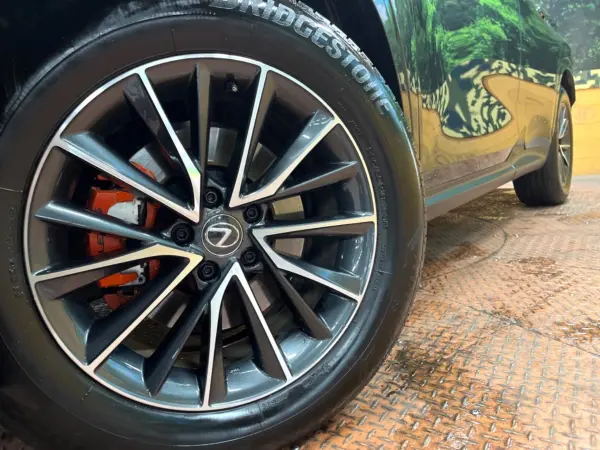 Lexus NX 350h F Sport 4WD Non-Smoking Panoramic Roof Surround View Camera Toyota Teammate Digital Mirror Red Leather Orange Calipers Digital Inner Mirror Surround View Camera Seat Ventilation 14-inch Navigation Blind Spot Monitor (Graphite Black Glass Flake) — photo 9