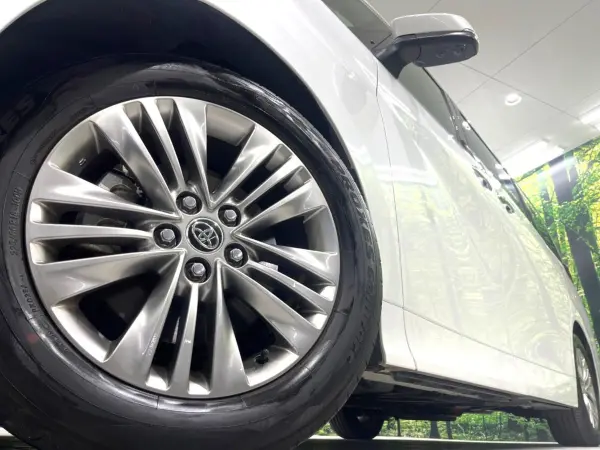 Toyota Alphard Hybrid 2.5 Z E-Four 4WD Glass Roof Dual Power Sliding Doors Genuine 14-inch Display Audio Rear Seat Monitor Backup Camera Collision Damage Mitigation System Radar Cruise Non-Smoking Vehicle Power Rear Gate Leather Seats 100V Outlet (Platinum White Pearl Mica) — photo 9