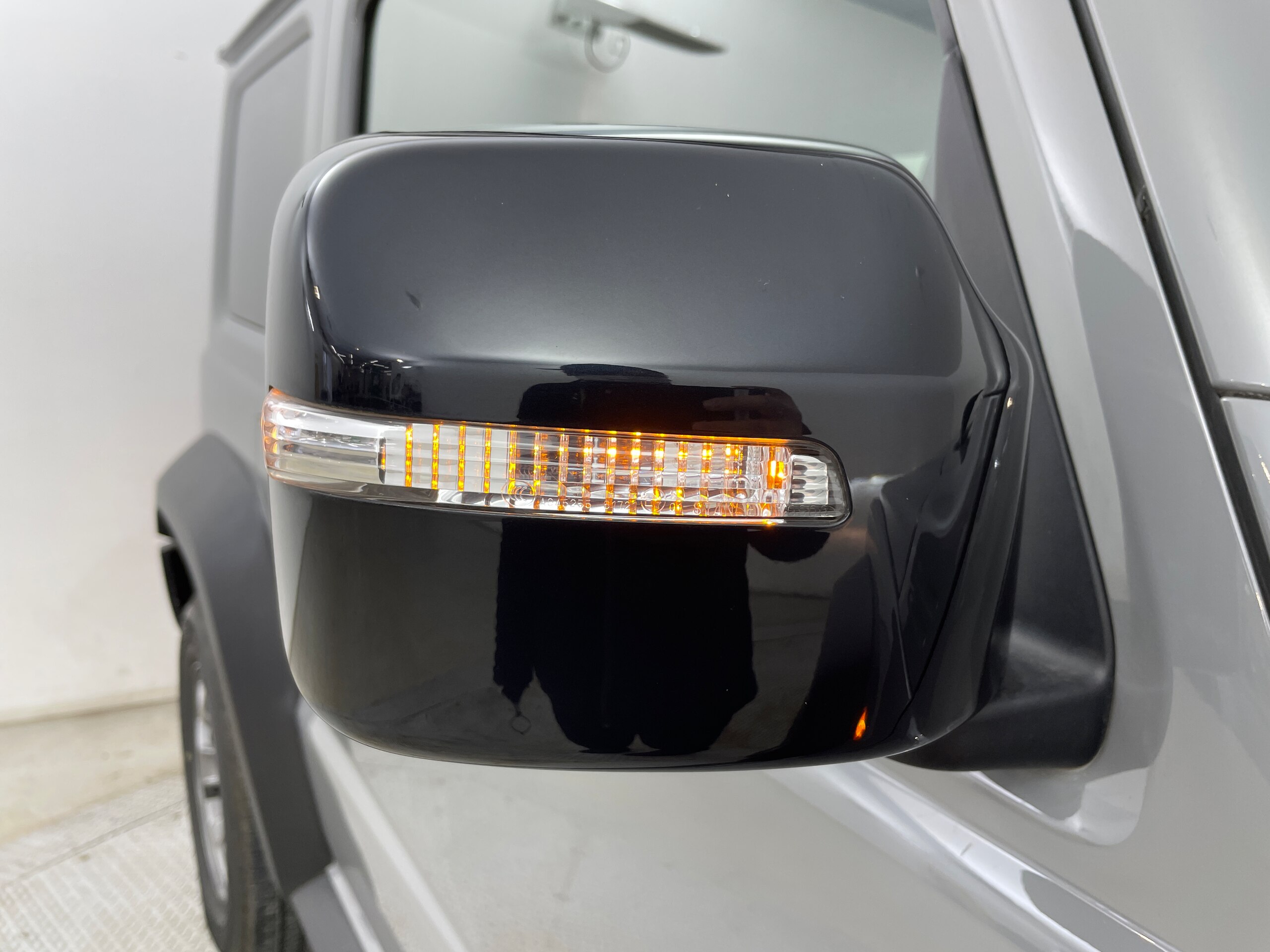 Suzuki Jimny Sierra 1.5 JC 4WD — photo 9