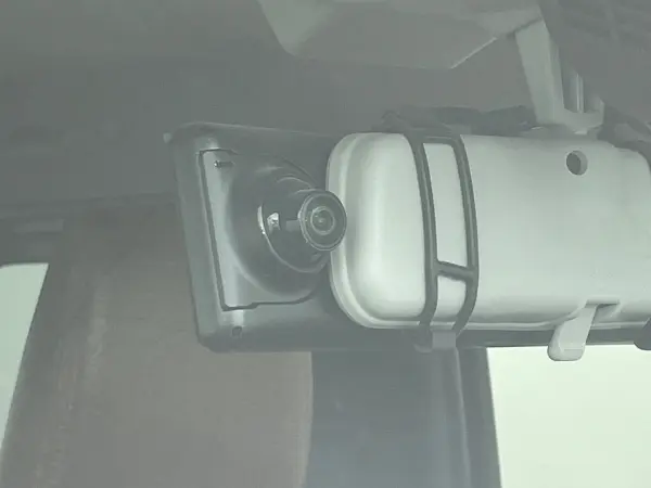 Suzuki Jimny Sierra 1.5 JC 4WD with Factory Navigation/Collision Mitigation Braking/Cruise Control/Smart Key & Push Start/Full-Seg TV & Bluetooth/Seat Heaters/Anti-Skid Function/Lane Assist/Auto Lights/Factory Alloy Wheels (Medium Gray) — photo 7