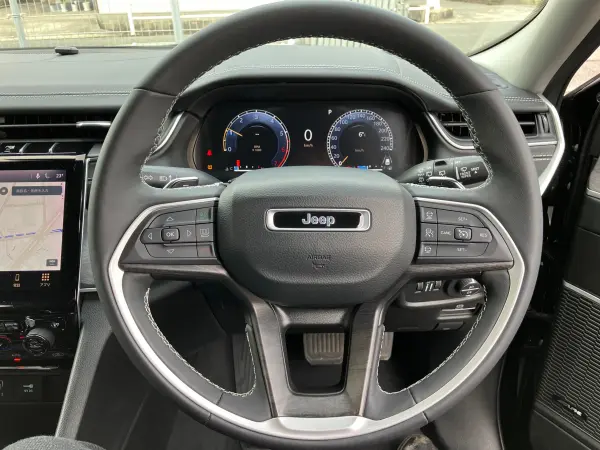 Jeep Grand Cherokee Limited 4WD 18-inch Alloy Wheels Apple CarPlay Lane Keep Assist Blind Spot Monitor Around View Monitor (Diamond Black Crystal) — photo 9