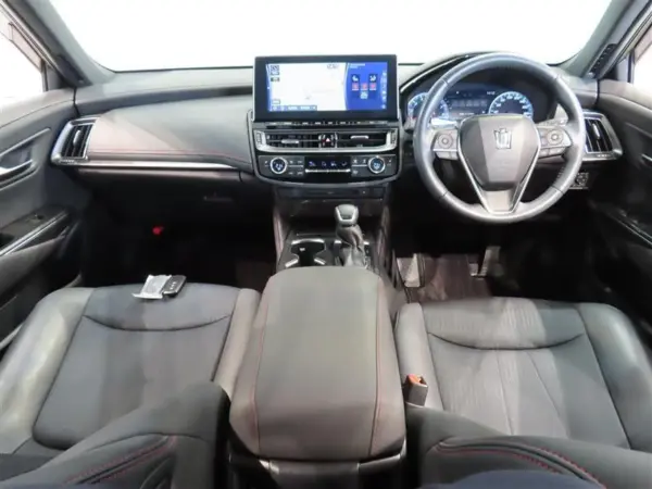 Toyota Crown 2.0 RS — photo 7