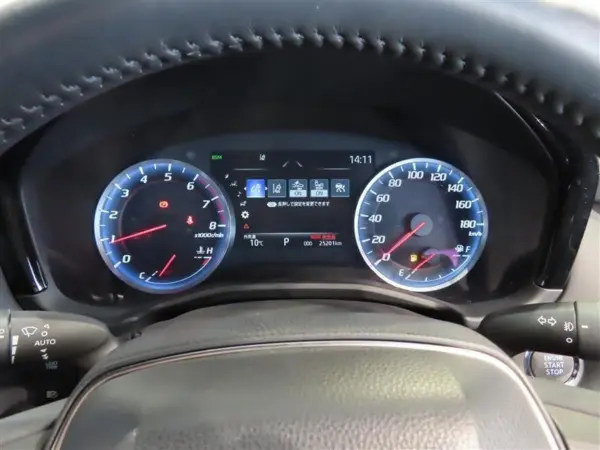 Toyota Crown 2.0 RS — photo 9