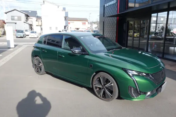 2022 Peugeot 308 — photo 2