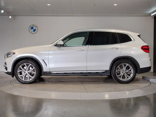 BMW X3 xDrive20d xLine Diesel Turbo 4WD Mineral White Black Leather Highline PKG Ambient Light Rear Seat Adjustment Front/Rear Seat Heater Power Seat Power Rear Gate 19AW Surround View Camera ACC Driving Assist (Mineral White Metallic) — photo 9