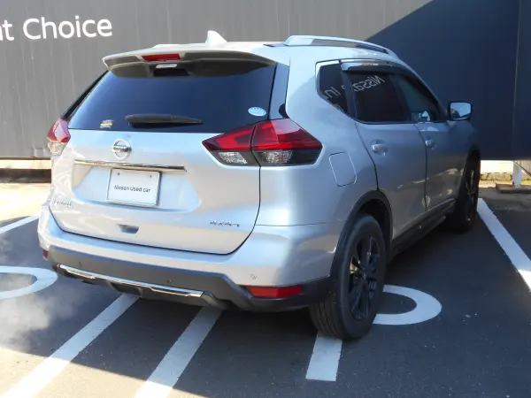 2021 Nissan Xtrail — photo 2