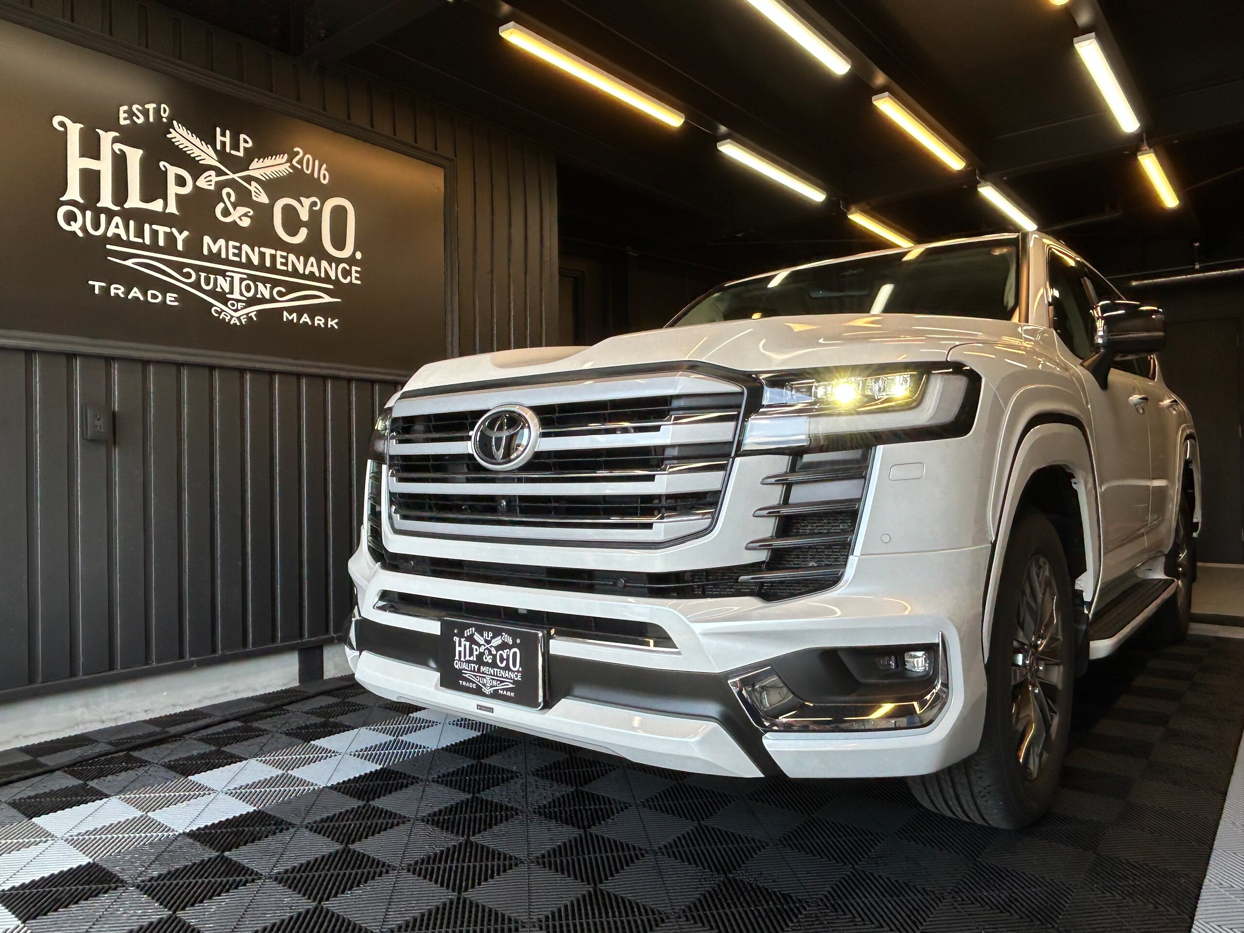 Toyota Land Cruiser 300 3.5 ZX 4WD