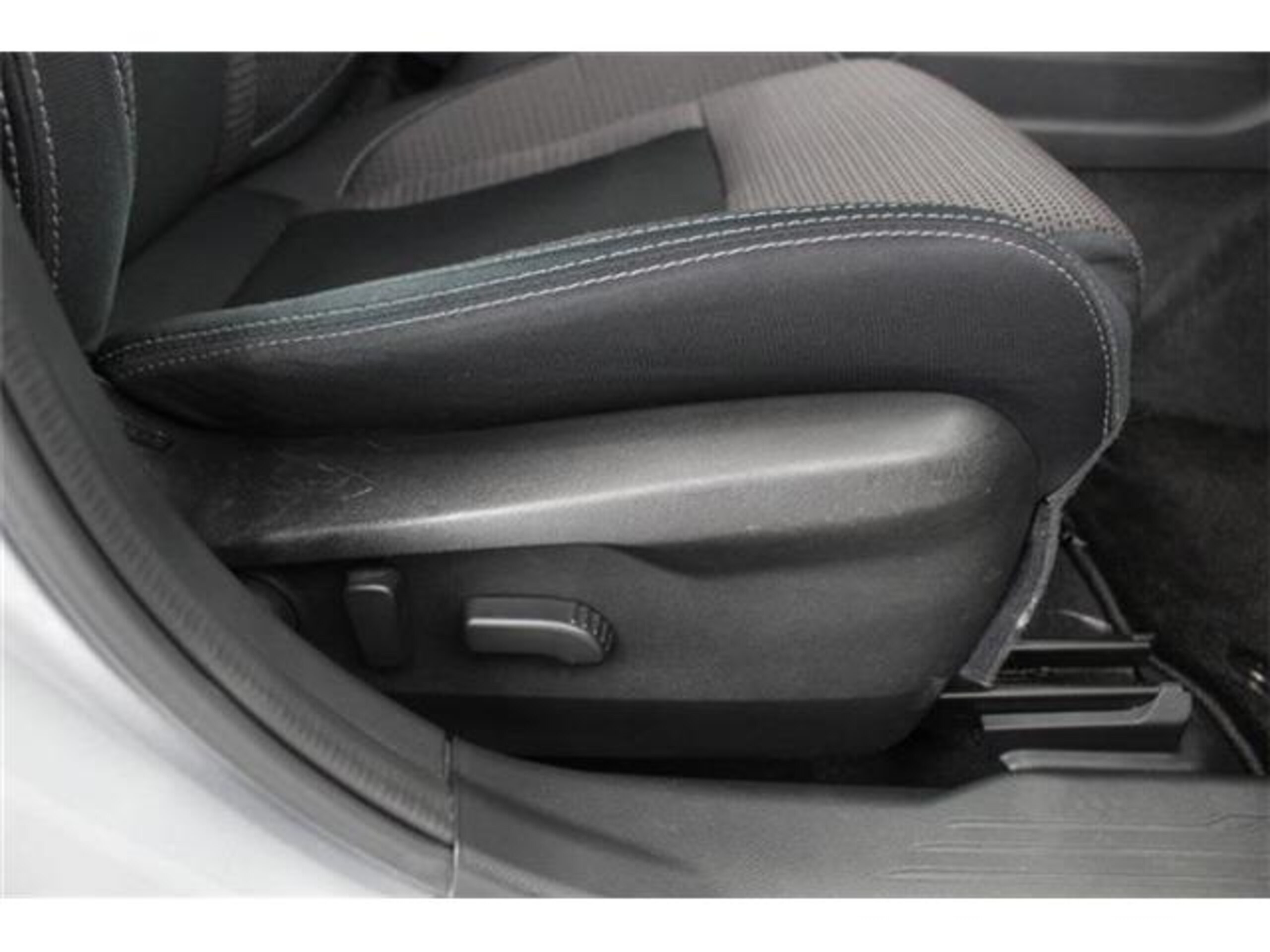 Subaru Legacy Outback 1.8 Limited EX 4WD — photo 8