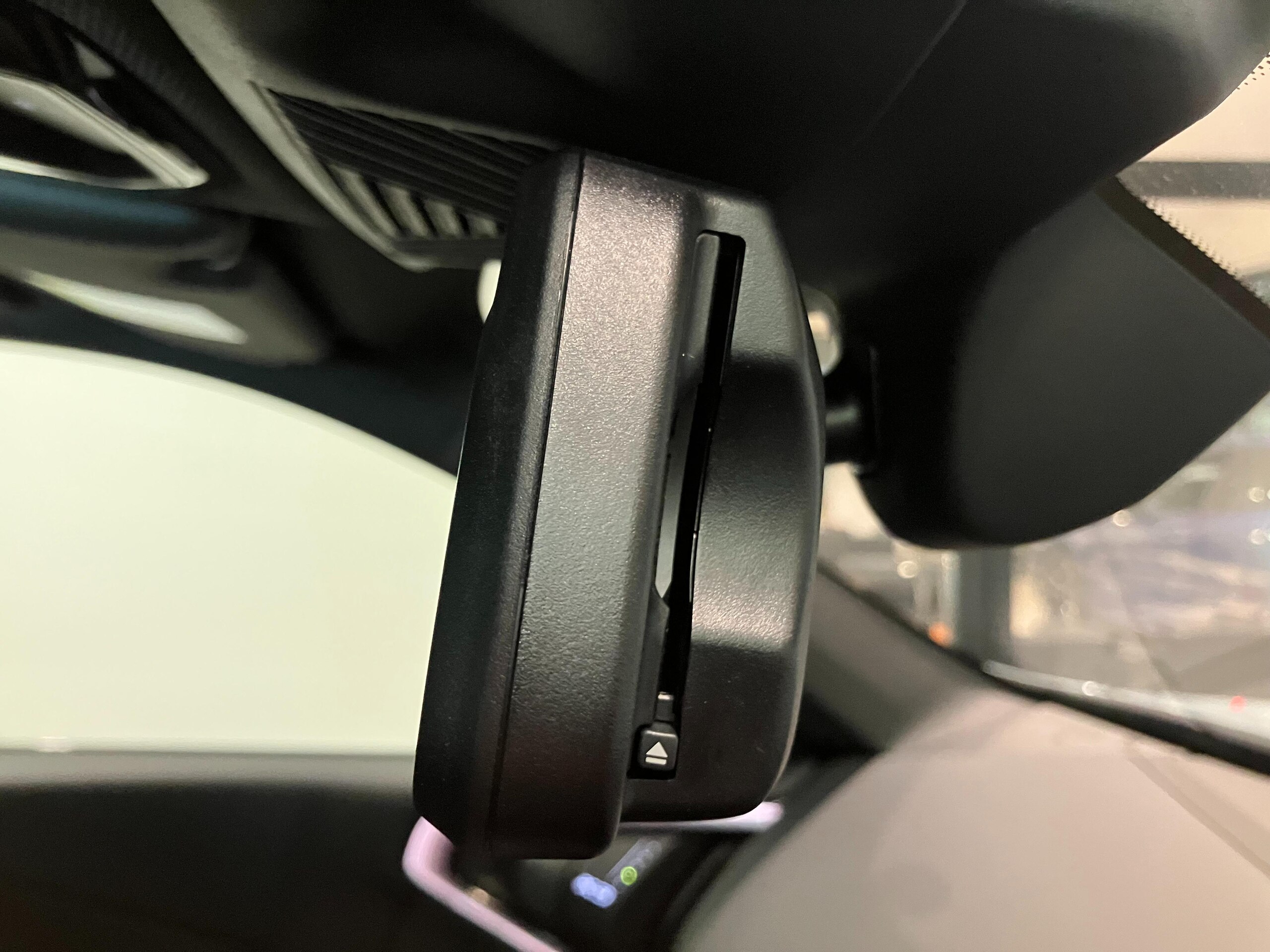 BMW X3 20d xDrive M Sport Diesel Turbo 4WD Certified Used Car with Panoramic Sunroof, Paddle Shifters, Variable Sport Steering, Comfort Access, BMW Iconic Glow Exterior Package, Driving Assistant Pro — photo 9