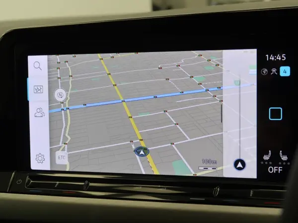 Volkswagen Golf TDI Active Advance Platinum Edition Diesel Turbo — photo 7