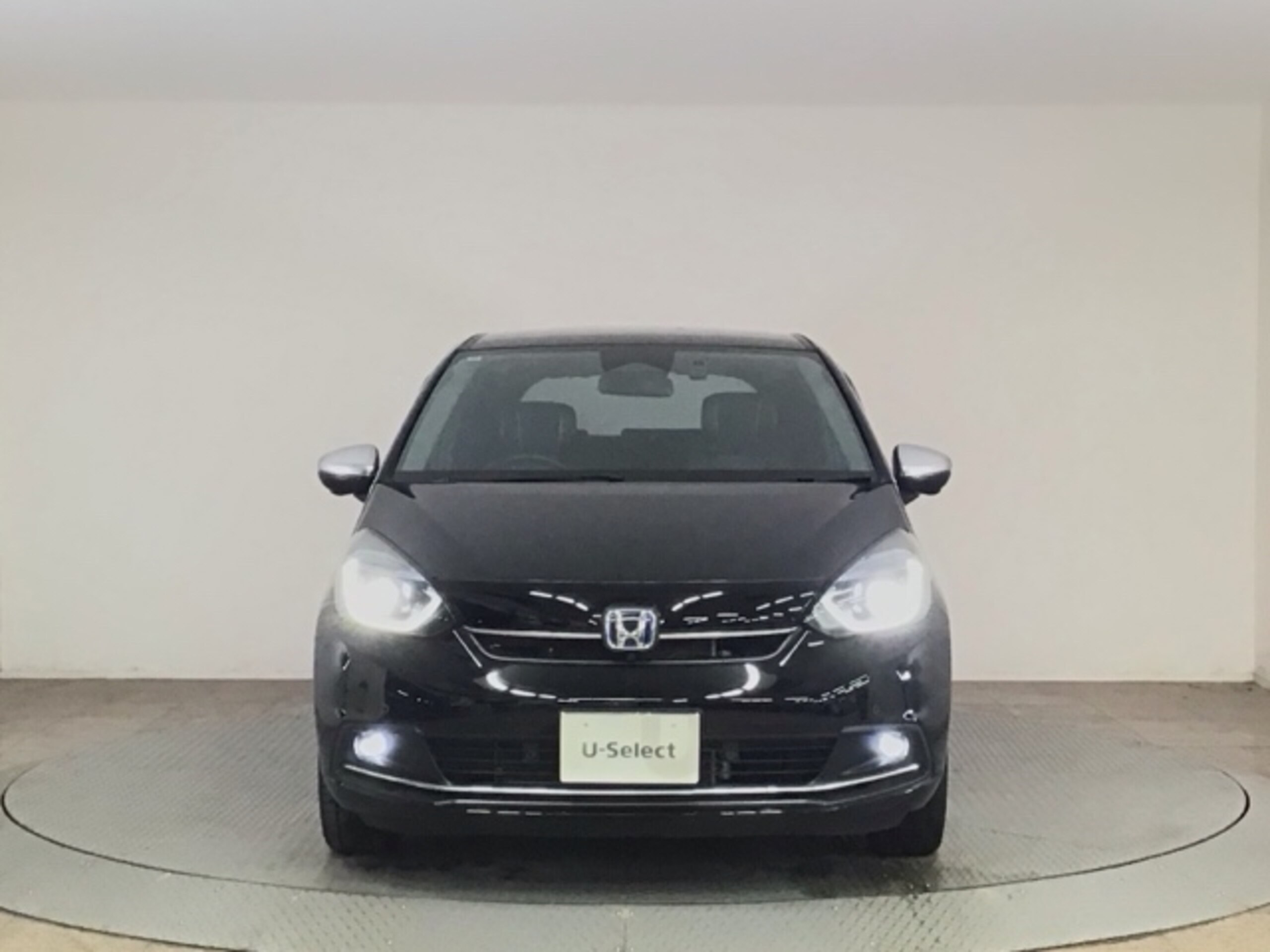 Honda Fit 1.5 e:HEV Luxe Demo Car — photo 9