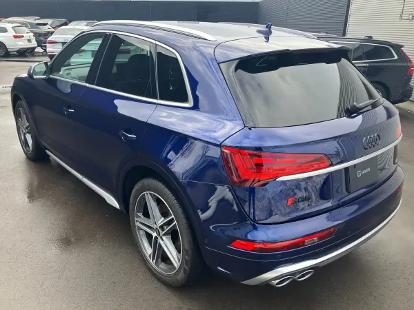 2022 Audi Sq5 — photo 2