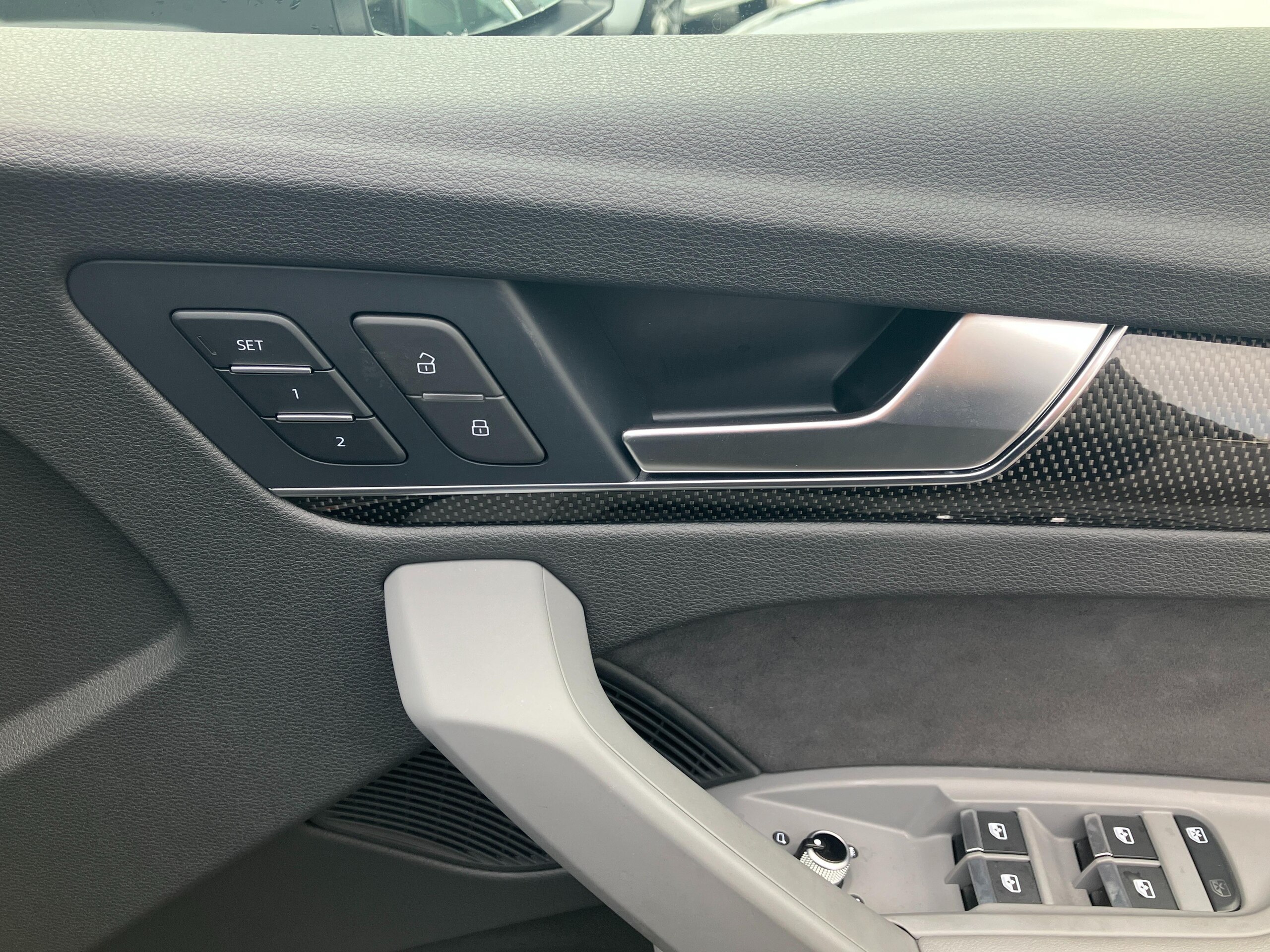 Audi SQ5 3.0 4WD — photo 8