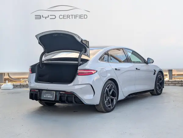 2025 Byd Seal — photo 3