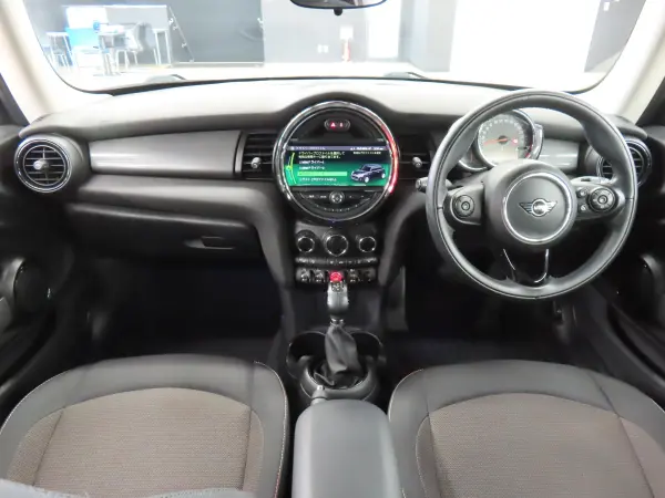 2019 Mini Cooper — photo 2
