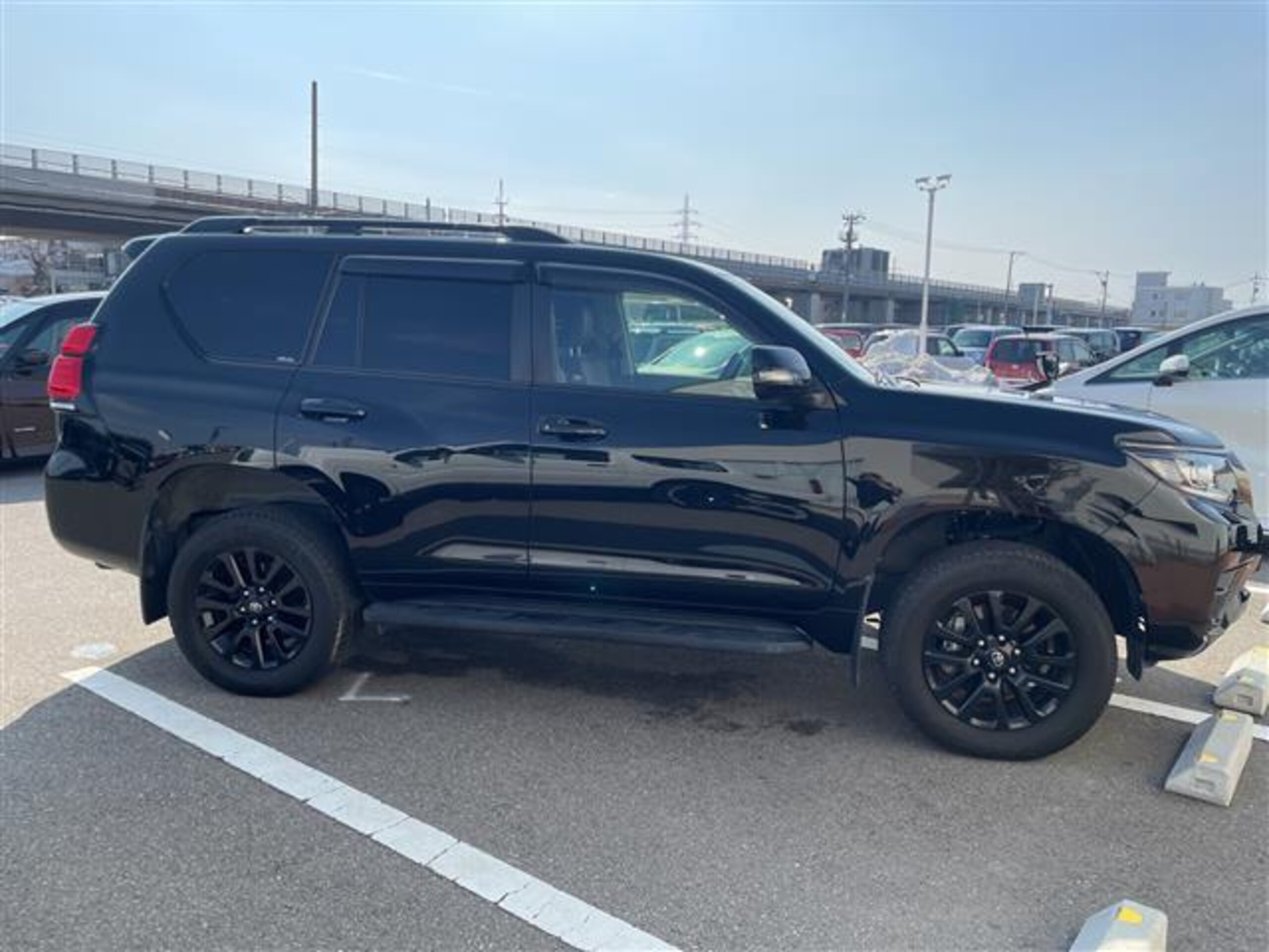 Toyota Land Cruiser Prado 2.7 TX L Package 70th Anniversary Limited 4WD — photo 9