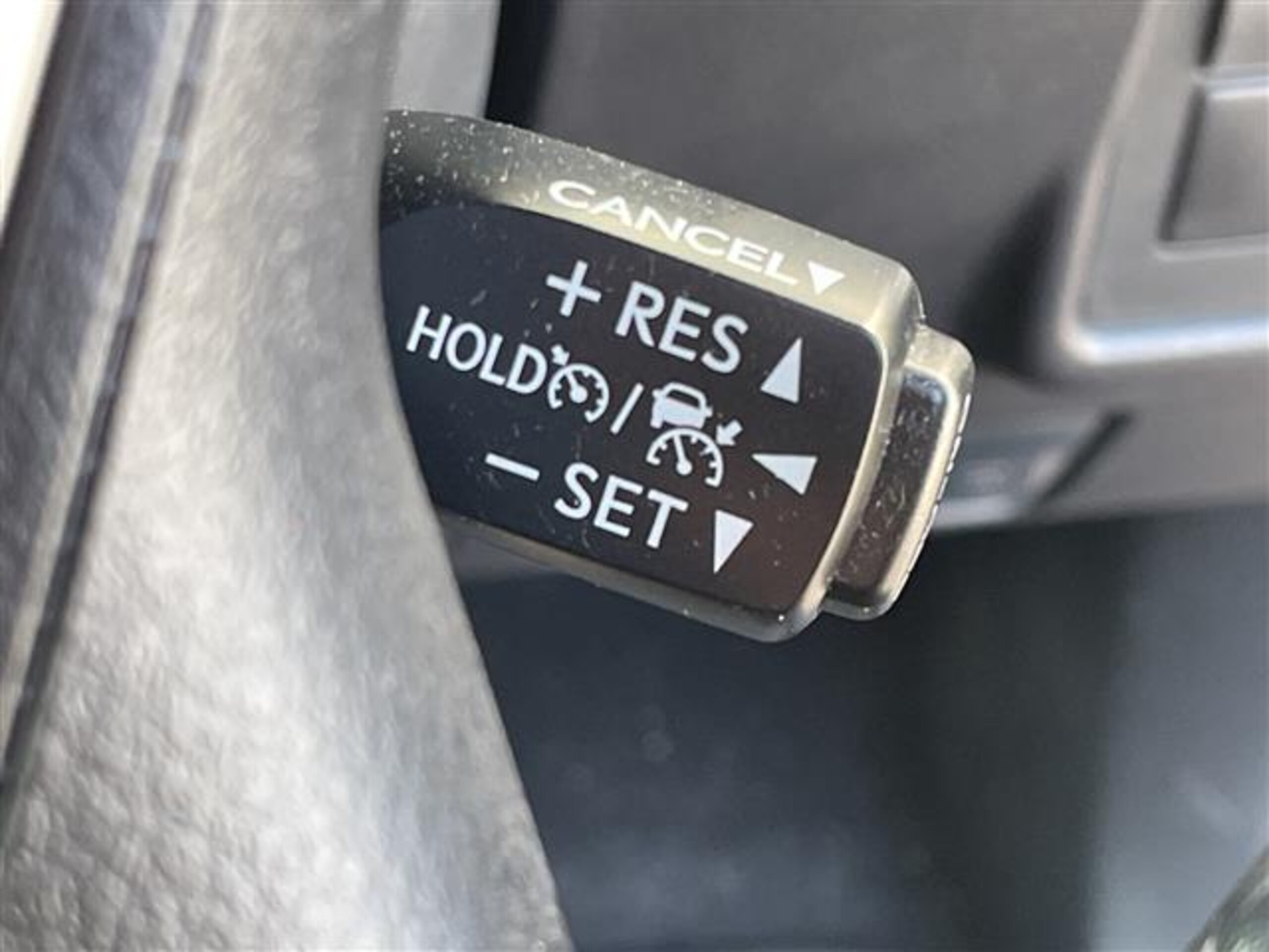 2022 Toyota Landcruiser Prado — photo 3