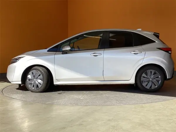 2021 Nissan Note — photo 3