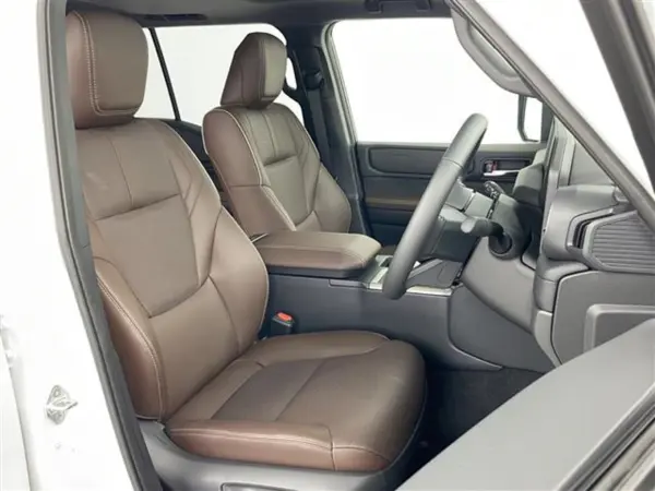 2024 Land Cruiser 250 — photo 8 | Tuminion Kenya