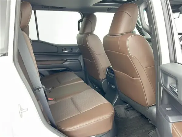 2024 Land Cruiser 250 — photo 9 | Tuminion Kenya